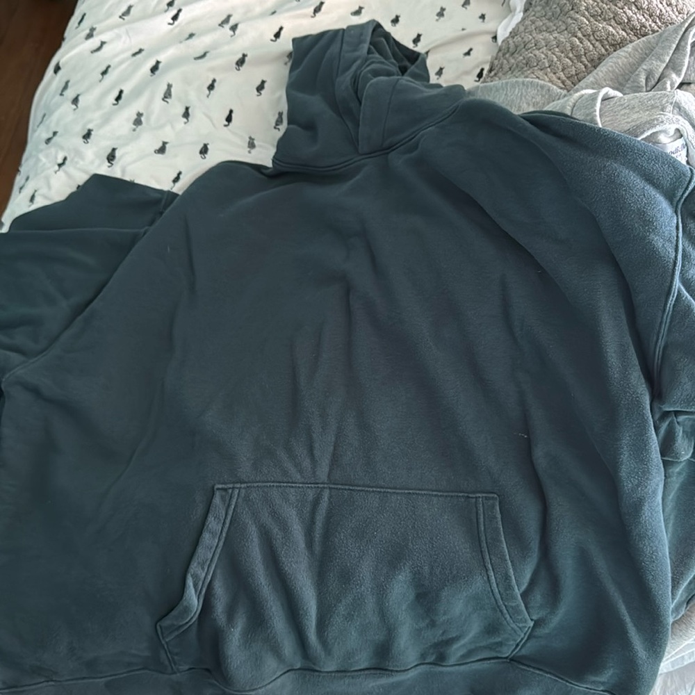 No boundarie Aries men’s hoodie